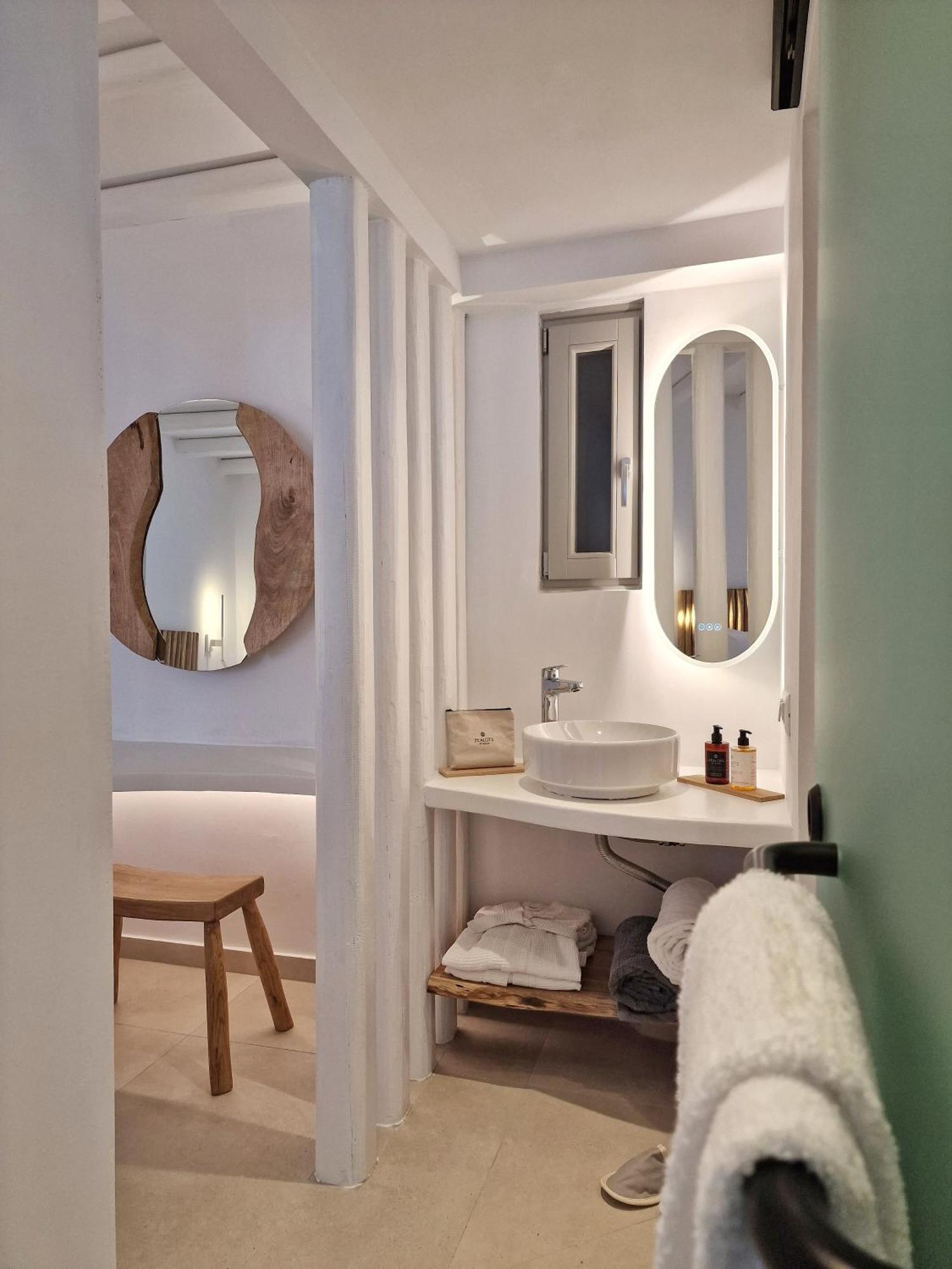 Áno Meriá Agada Folegandros Suites & Villas מראה חיצוני תמונה